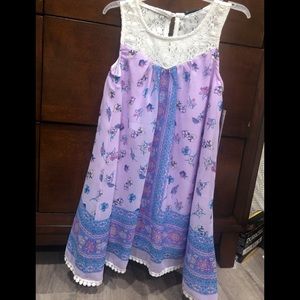 New sweet little dress, size 4/5, XS